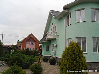 Бетонная балюстрада на балконе