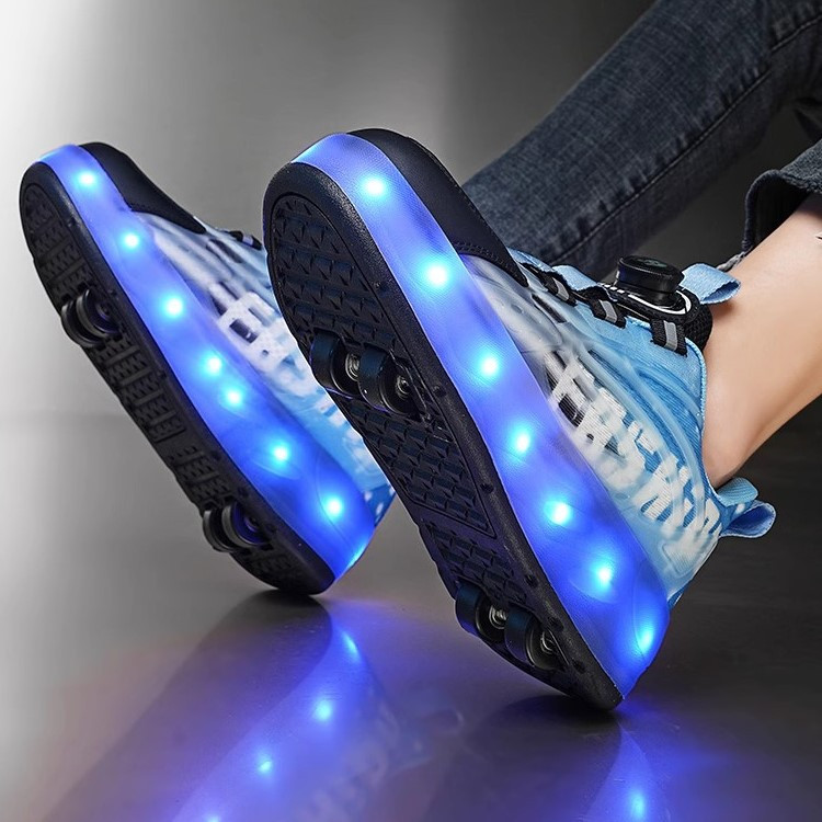 Стильные светящиеся роликовые кроссовки с 4 колесами и USB-зарядкой в черно-синем цвете (RKL-20) - фото 9 - id-p1254417690
