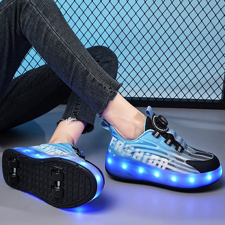 Стильные светящиеся роликовые кроссовки с 4 колесами и USB-зарядкой в черно-синем цвете (RKL-20) - фото 10 - id-p1254417690