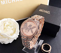 Женские часы Michael Kors качественные . Брендовые наручные часы с камнями золотистые серебристые Розовый