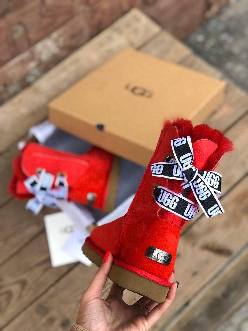 Женские ботинки UGG Bailey Bow Red сапоги, угги зимние - фото 6 - id-p1991681686