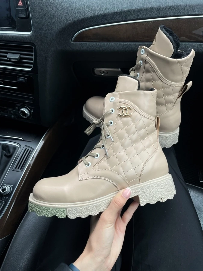 Chanel Boots Beige Fur