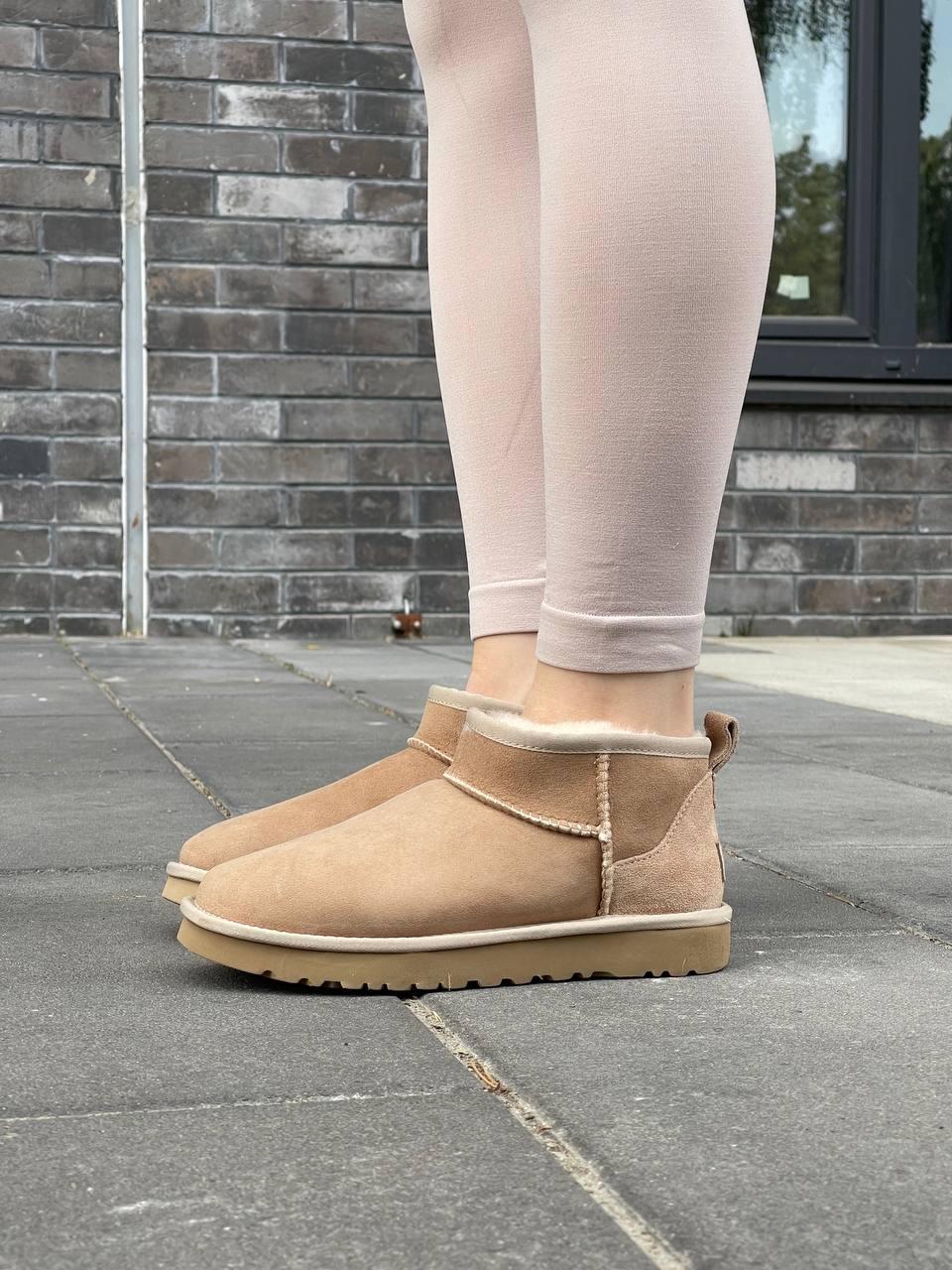 Зимові Жіночі Черевики UGG Classic Ultra Mini Beige Sand / УГГ Класик Ультра Міні Сенд Бежеві