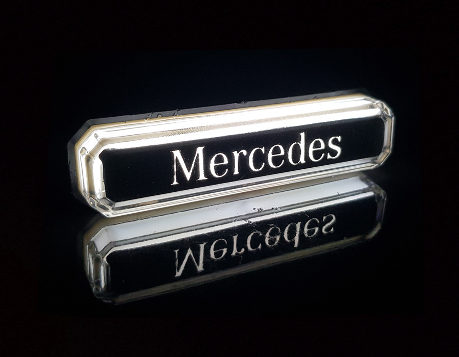 Ліхтар білий MERCEDES неоновий