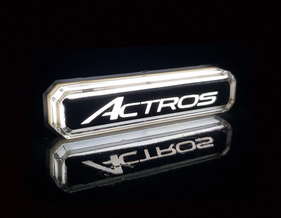 Ліхтар білий MERCEDES Actros неоновий
