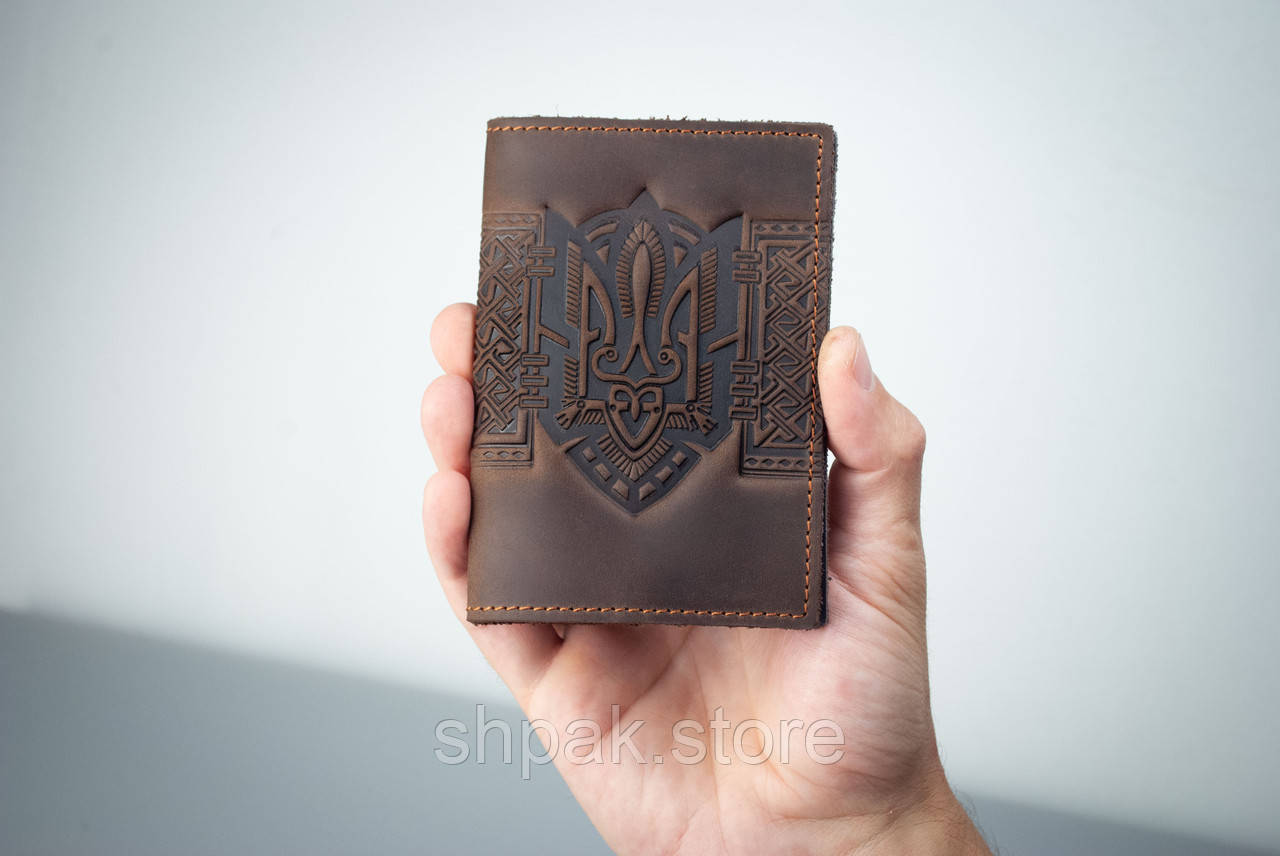 Обкладинка для офіцерського посвідчення шкіряна темно-коричнева з Гербом України Тризуб тиснення