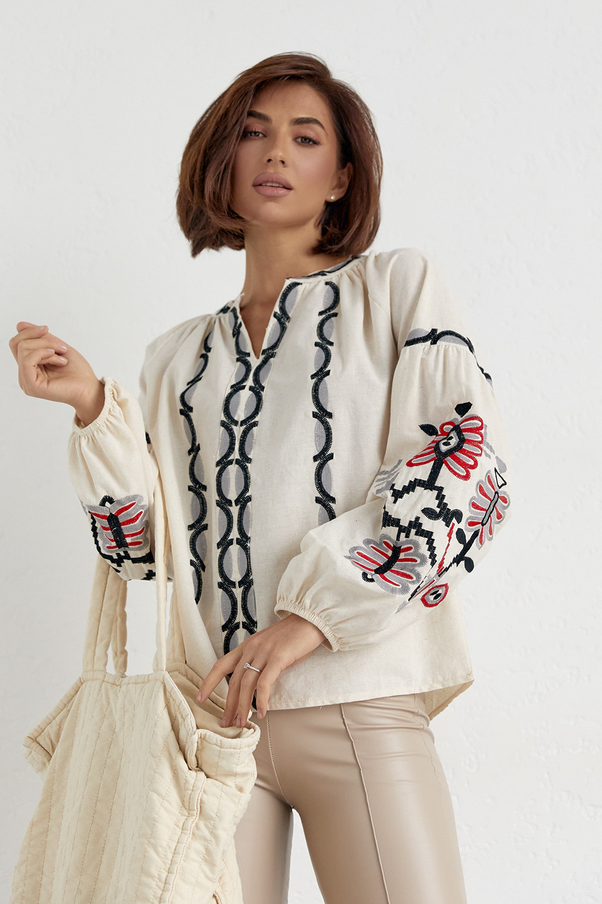 Вишиванка жіноча з вишитым орнаментом - бежевий колір, S (є розміри), фото 1