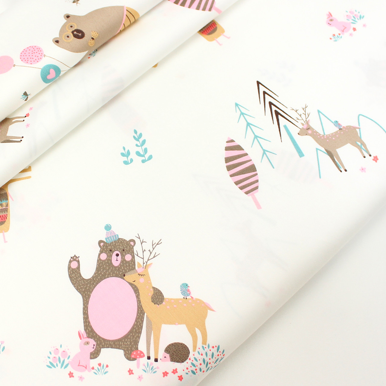 Сатин "Ведмедики та олені" на білому тлі No 160-363 с, фото 1