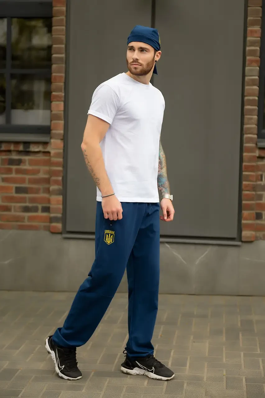 Чоловічі спортивні штани Tailer з трикотажу у патріотичному стилі