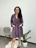 Теплий жіночий халат з подвійним капюшоном фіолетового кольору 48/50