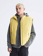 Стильная мужская куртка пуховик без рукавов Calvin Klein на размер М и L Л, желтый