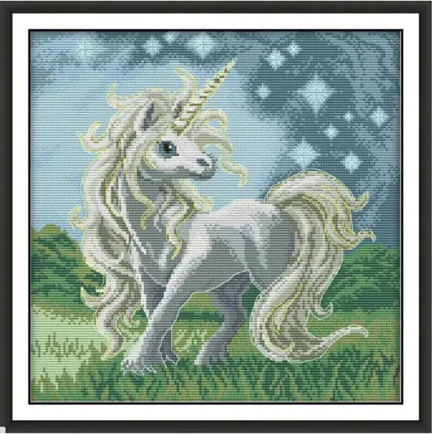 Набір для вишивання за нанесеною на канву схемою  "Beautiful unicorn". AIDA 14CT printed 34*34 см