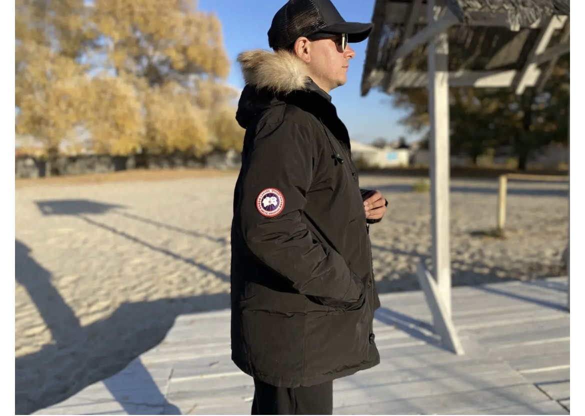 Чоловічий пуховик парка Canada Goose Chateo чорна S-M