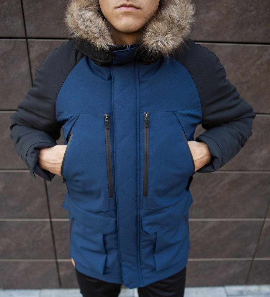 Чоловіча зимова парка куртка-пальто подовжена теплий пуховик із капюшоном на хутрі (чорний і з синім). Фото наживо