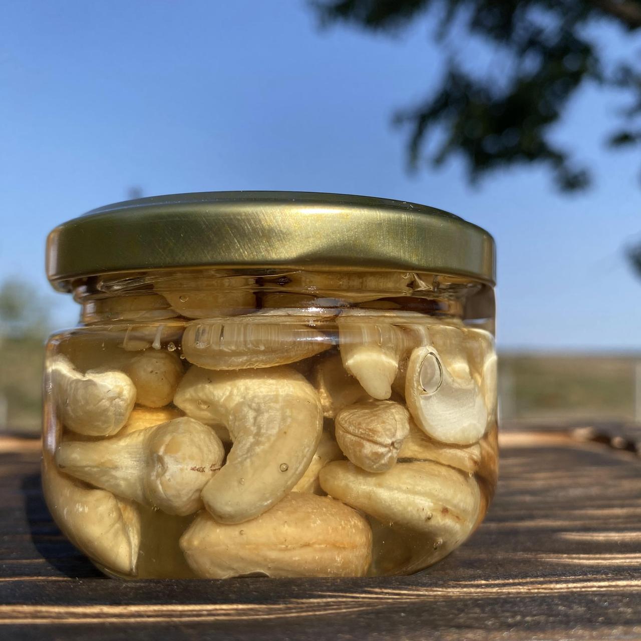 Кеш'ю у меду акації 0,1 л (140 грам)