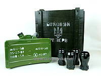Бойовий резерв МОН-50 - бутылка мина и стаканы в деревянном ящике