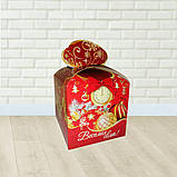 Новорічна коробка для цукерок Куб з бантом червоний 800 г. Н49, фото 2
