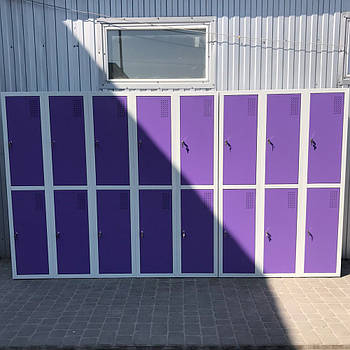 Шафа одежна металева ШОМ-400/2/4 у роздягальню