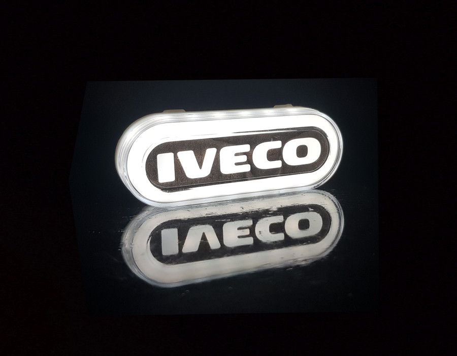 Ліхтар білий IVECO неоновий
