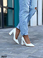 Женские туфли лодочки на высоком устойчивом каблуке белые экокожа с острым носиком 36