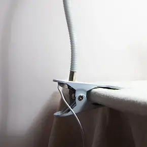 Настільна світлодіодна лампа на прищіпці гнучка Біла, світлодіодна настільна лампа USB 24 LED на прищіпці, фото 3