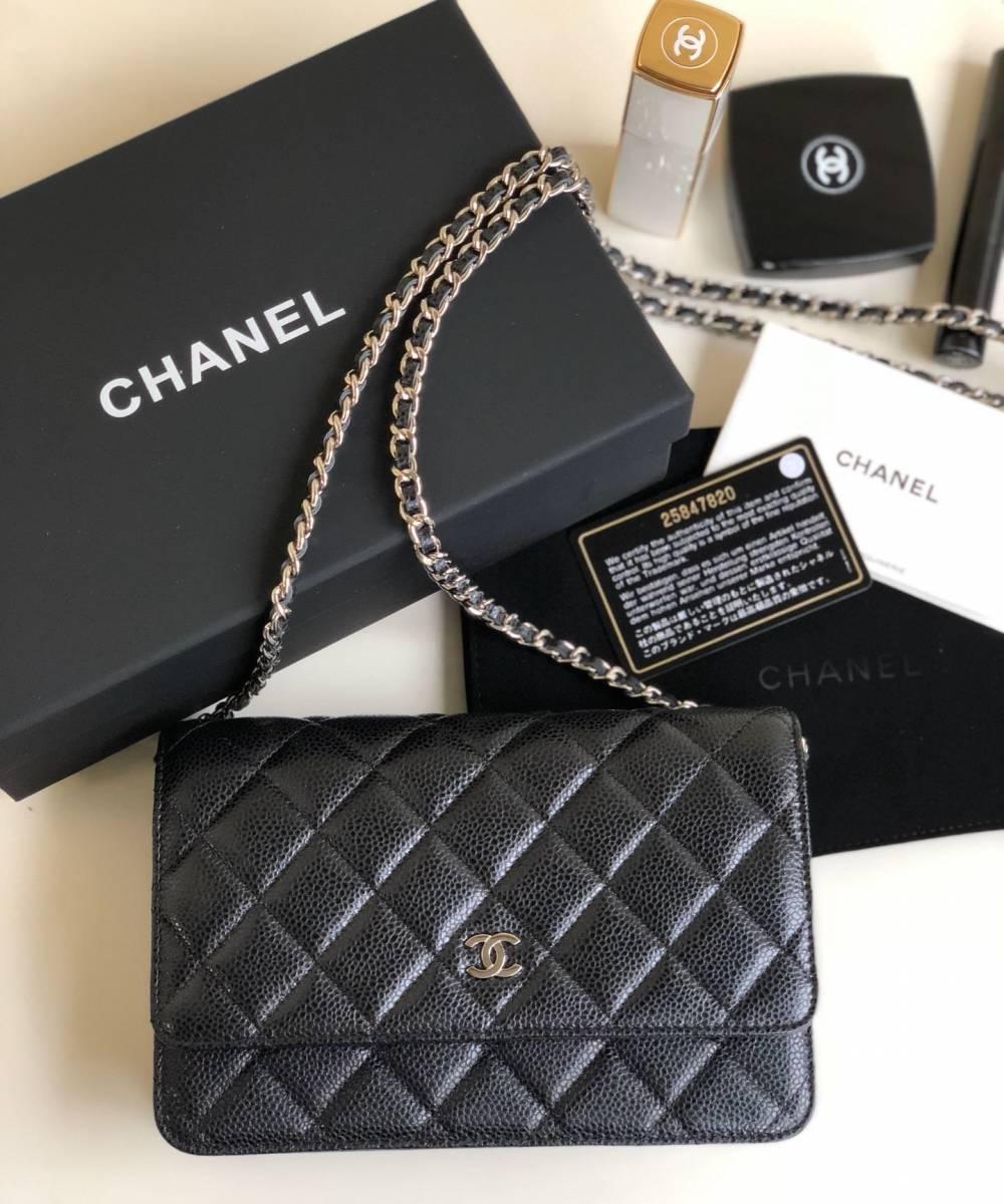 Жіноча сумка Chan-l WOC Wallet On Chain Caviar Black