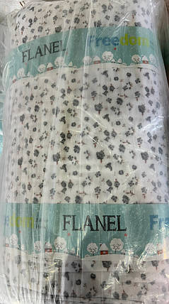 Постільна тканина 100% бавовна Фланель (байка) дитяча 240 см білоземельна в дрібну сіру квіточку, у рулоні 25 м, фото 2