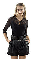 Женская блуза черного цвета с гипюровыми вставками и сеткой, рукав 3/4. Модель Danita Eldar