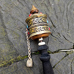 Непальський молитовний ручний барабан (довжина 19 см) – приносить щастя в будинок, буддійський молитовний барабан