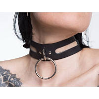 Чокер с металлическим кольцом и вырезами из натуральной кожи черного цвета Scappa Кайф