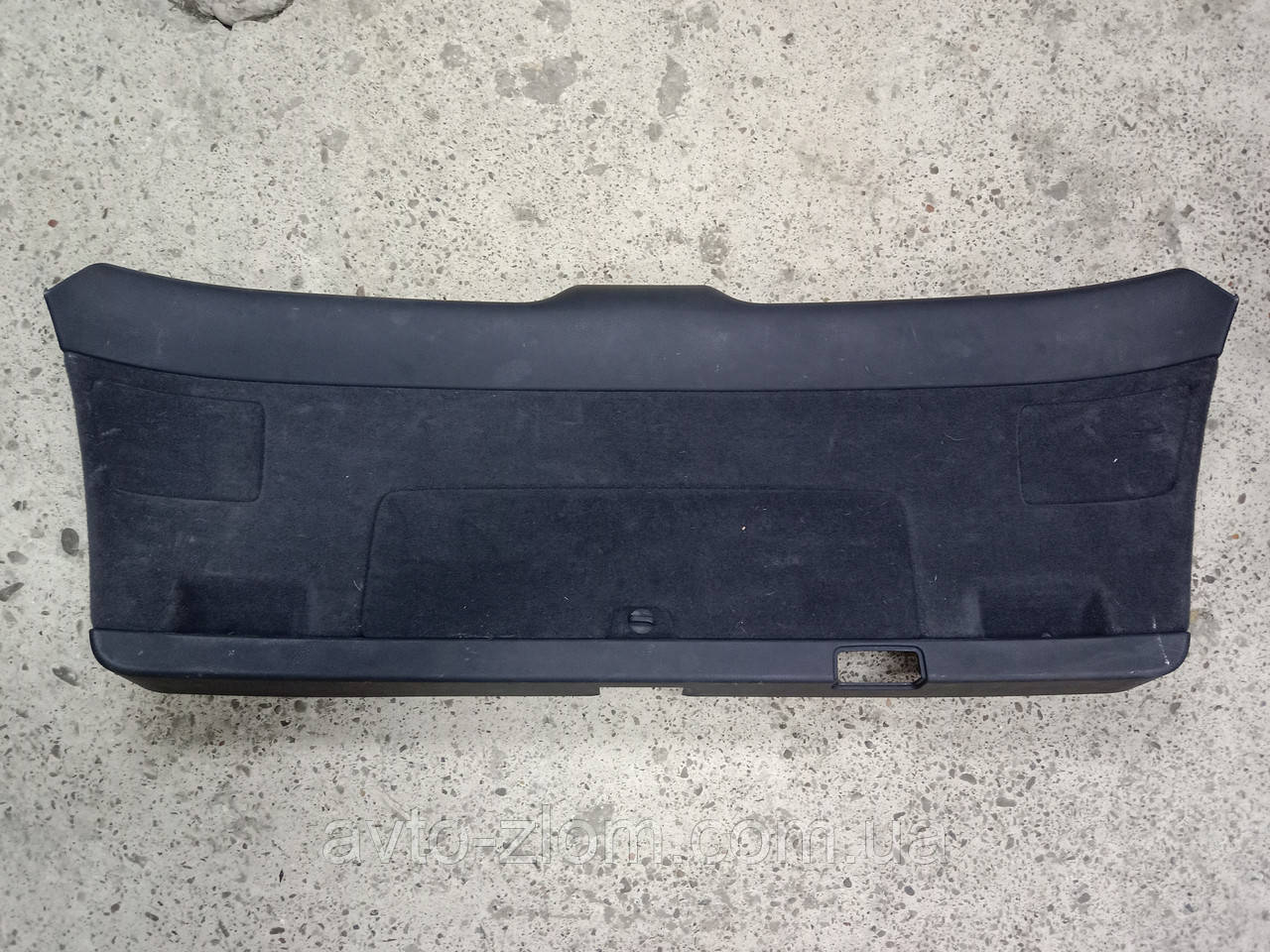 Обшивка кришки багажника  Audi A4 B6, B7 , Ауді А4Б6, Б7. Універсал. 8E9867979B., фото 1