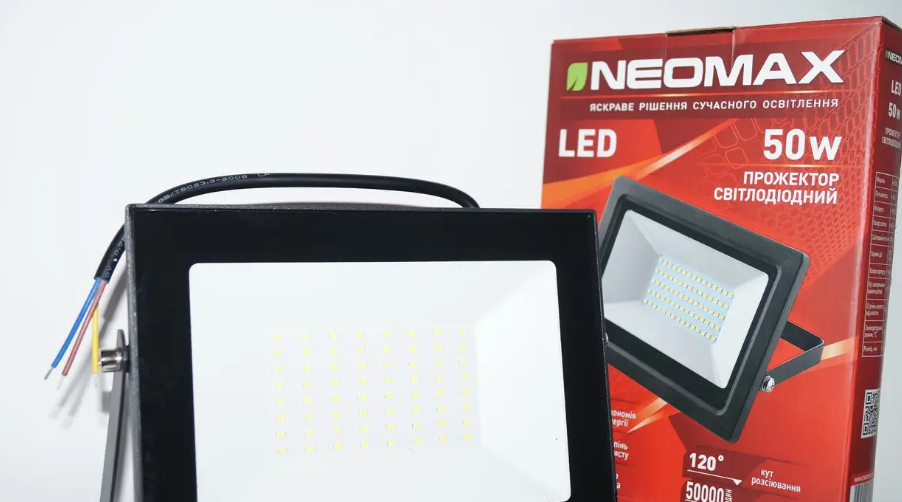 Cветодиодный LED прожектор 50W NEOMAX 220V IP65 6500K - фото 2 - id-p1993987122