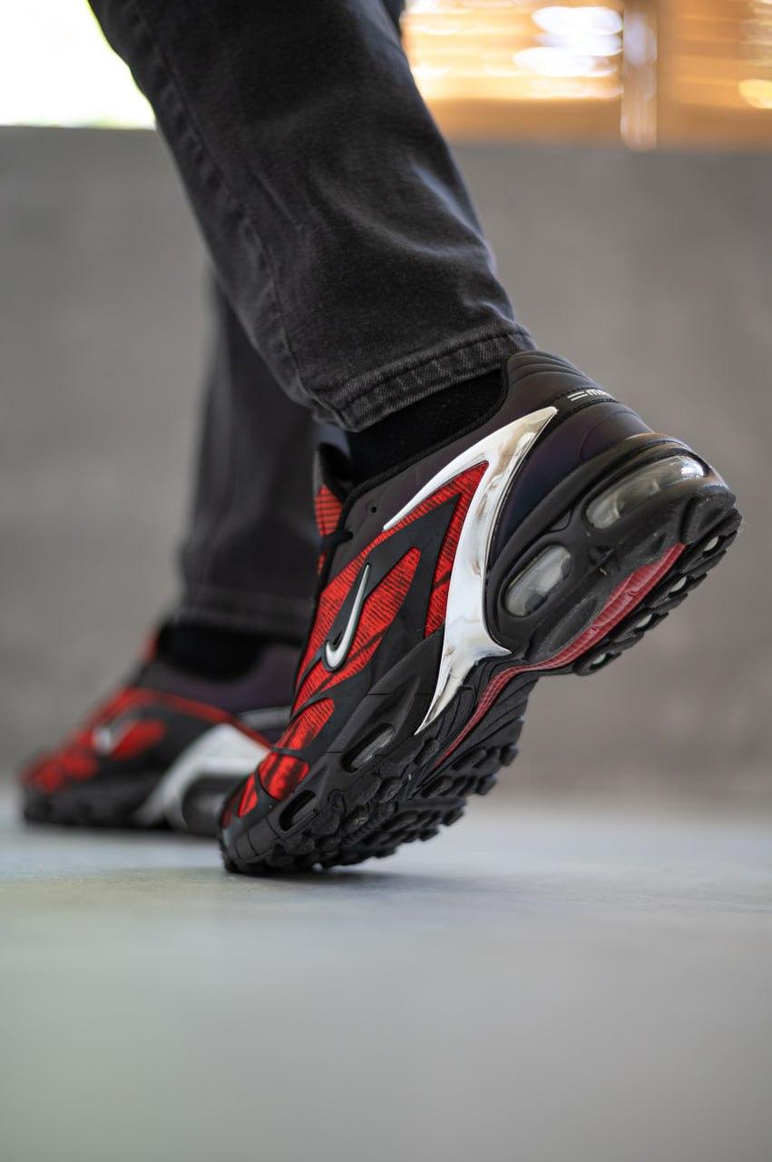 Black & red 5s sales