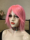 Натуральна рожева перука. Каре з яскраво-рожевим волоссям, фото 3