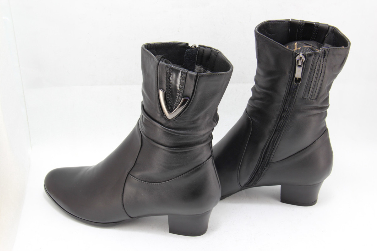 Ботинки женские Battine B855 кожаные на среднем каблуке 37 - фото 3 - id-p312386678