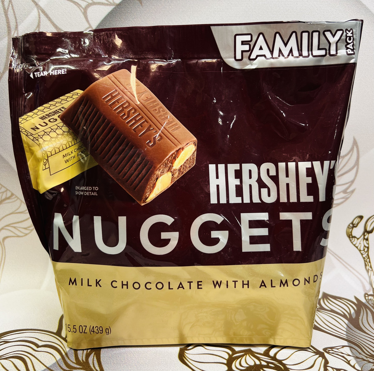Шоколадні цукерки з мигдалем Hershey's Nuggets with Almonds