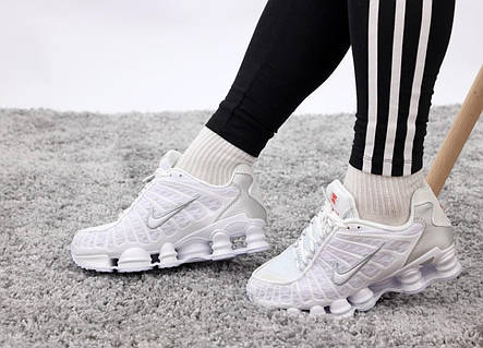 NIKE W NIKE SHOX TL ホワイト (27 cm) Кроссовки унисекс белые Nike Shox TL. Кроссовки мужские и женские