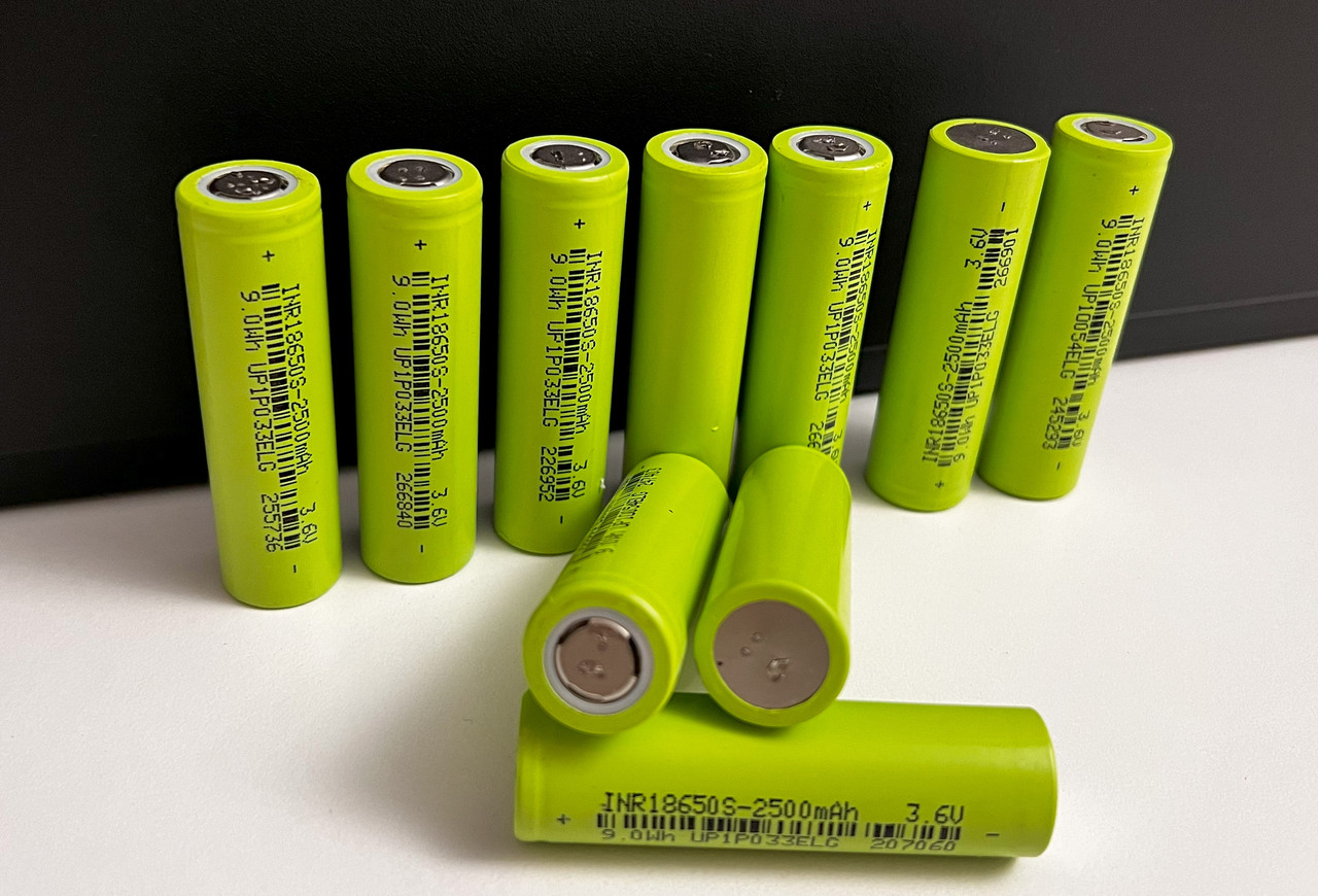 Акумулятор  Li-Ion  INR 18650s-2500mah 3.6v 9.0wh