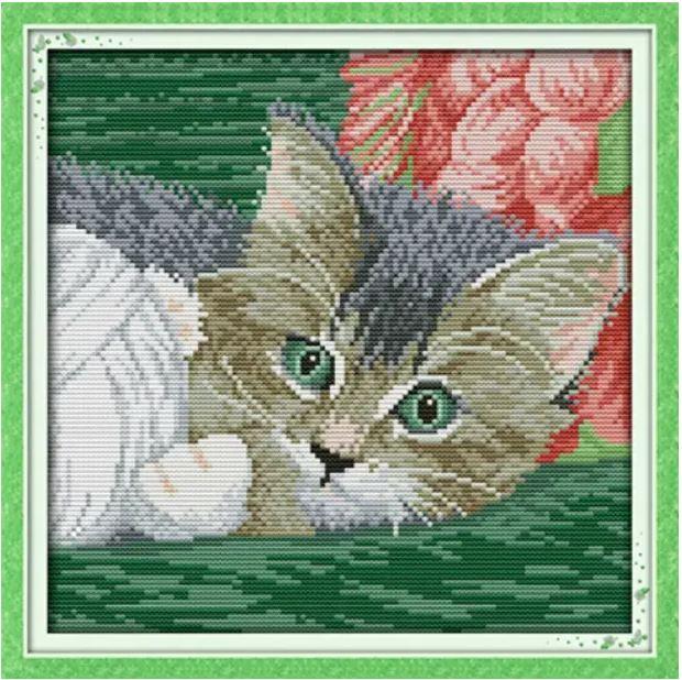 Набір для вишивання за нанесеною на канву схемою "The cat paly with the circle o".AIDA 14CT printed , 29*29