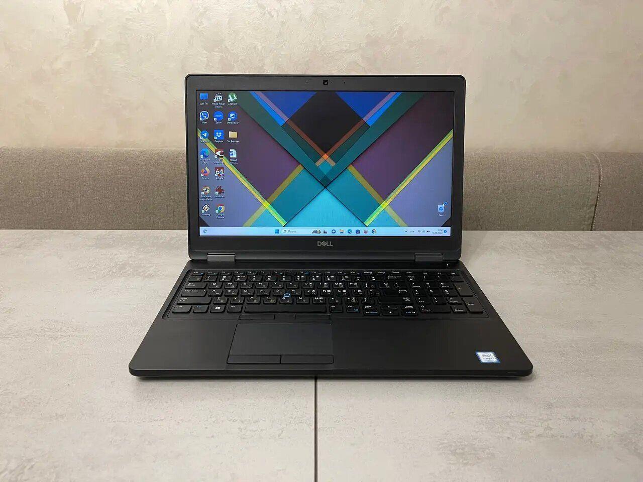 Б/в Ультрабук Dell Latitude 5590 15.6" 1366x768| Core i7-8650U| 16 GB RAM| 256 GB SSD| UHD 620