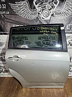 Дверка задня права Toyota Corola Verso 2005р f42 2001-2004