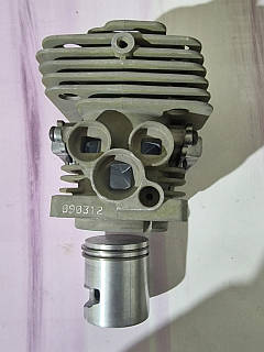 セカンド様 Циліндр Husqvarna 333/335 мотокоса в зборі 38мм оригінал