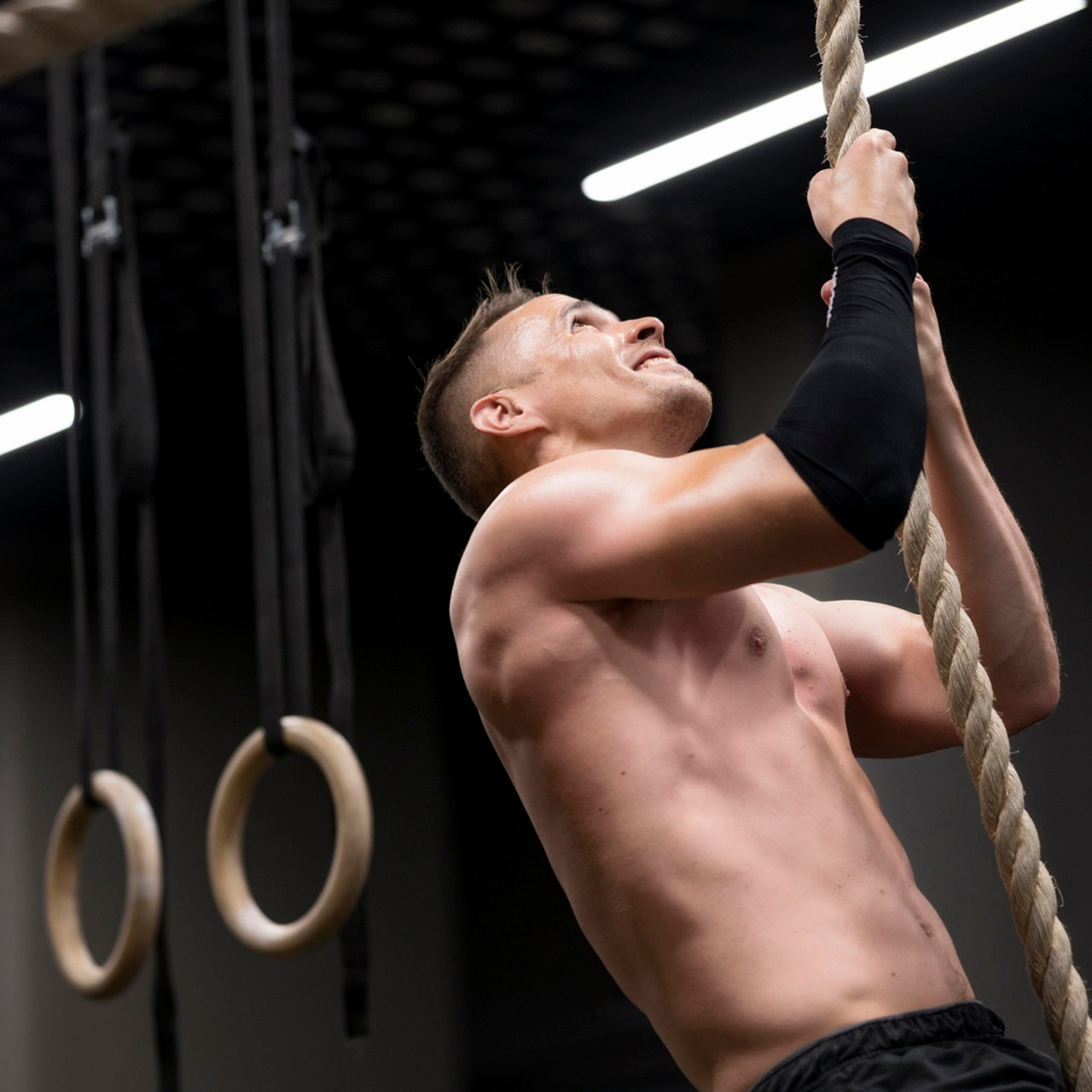 Спортивний Канат для спортзалу для лазіння діаметром 45 мм, довжиною 5,5 м.