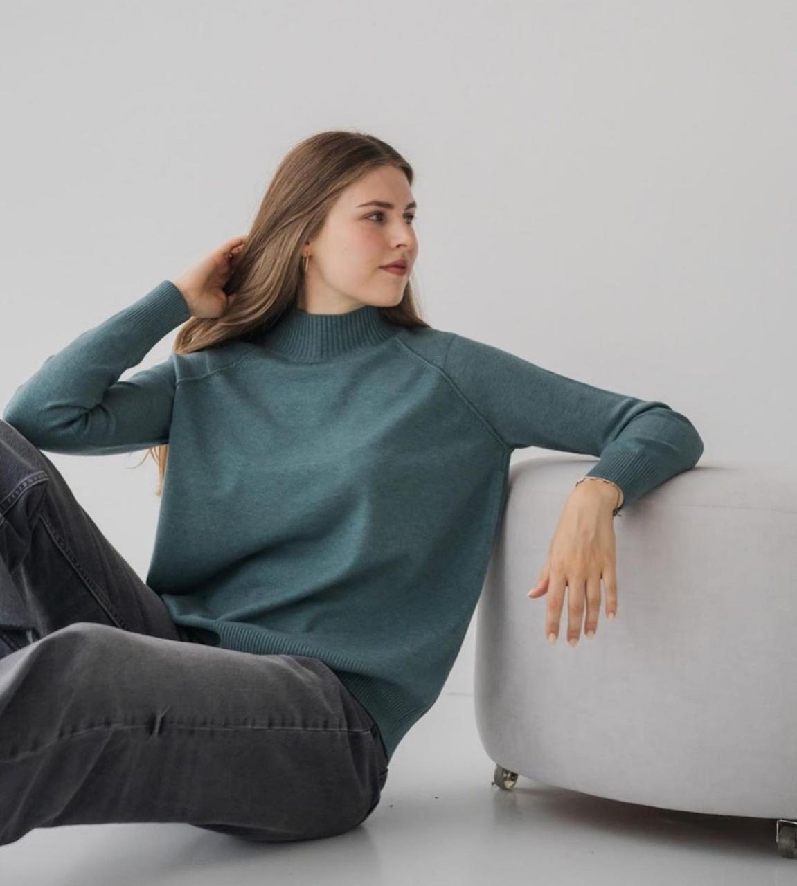 Стильний  жіночий свитер 50-52-54 розміру (универсал)