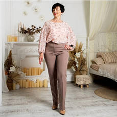 Штани жіночі повномірні "Кріс" із костюмної тканини бежевого кольору розміри 62, 64, 66., фото 2