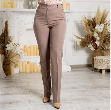Штани жіночі повномірні "Кріс" із костюмної тканини бежевого кольору розміри 62, 64, 66., фото 1