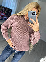 Женский вязаный свитер с горлом тёмно-пудрового цвета