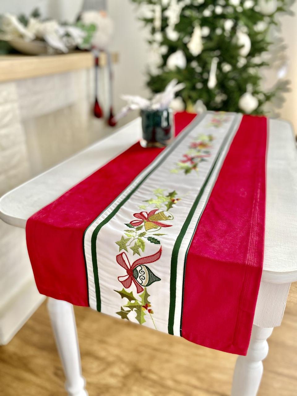 Новорічна доріжка на стіл з вишивкою 40x130 см. Limaso