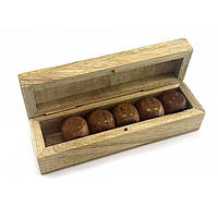 Гральні кістки в дерев'яному футлярі (13.7х4х4 см)