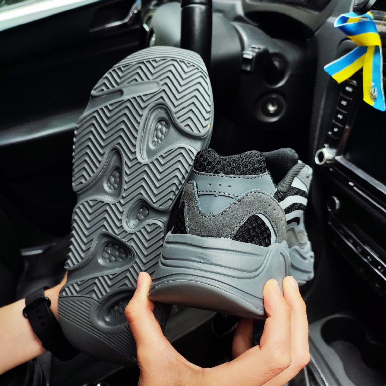 Yeezy boost sales 700 dark grey